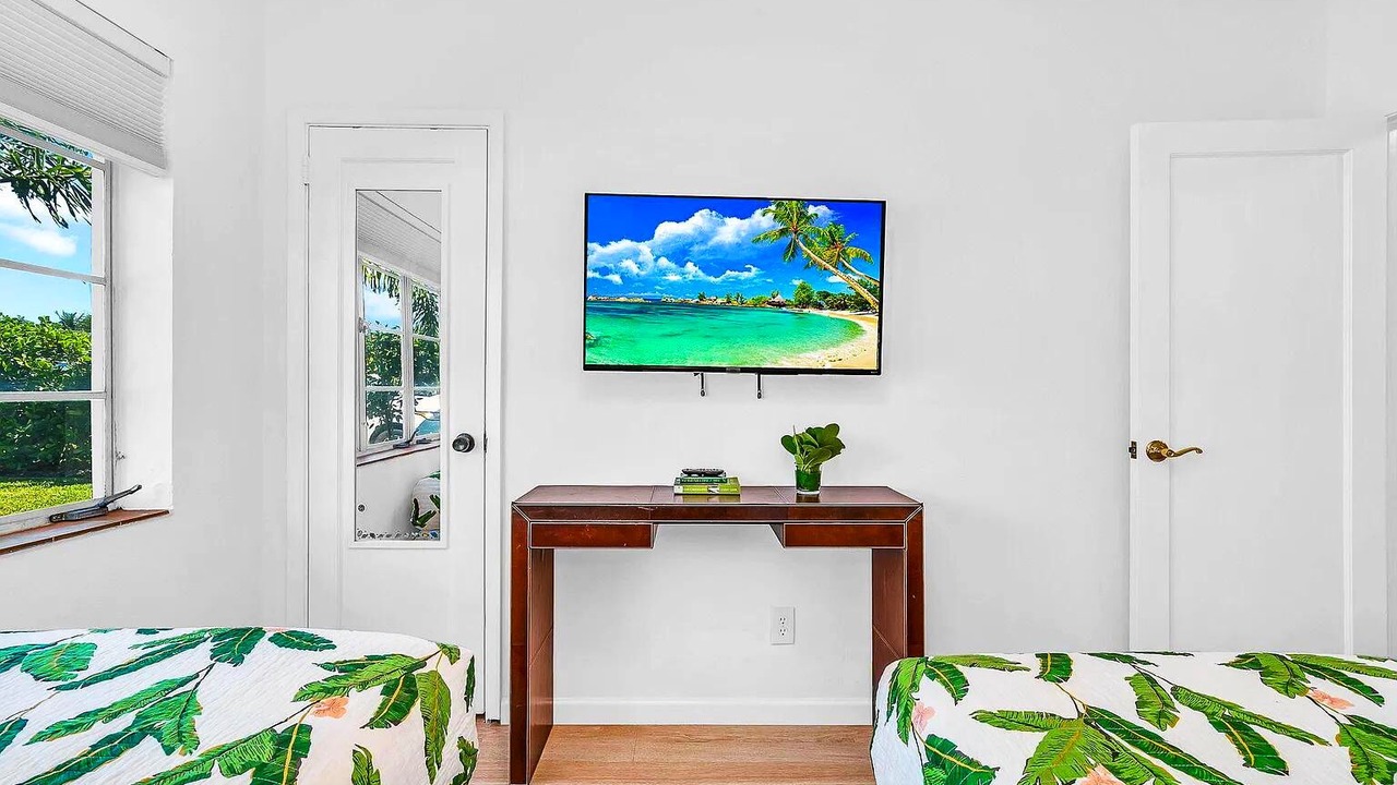 Photo of Bedroom in Country Club Park