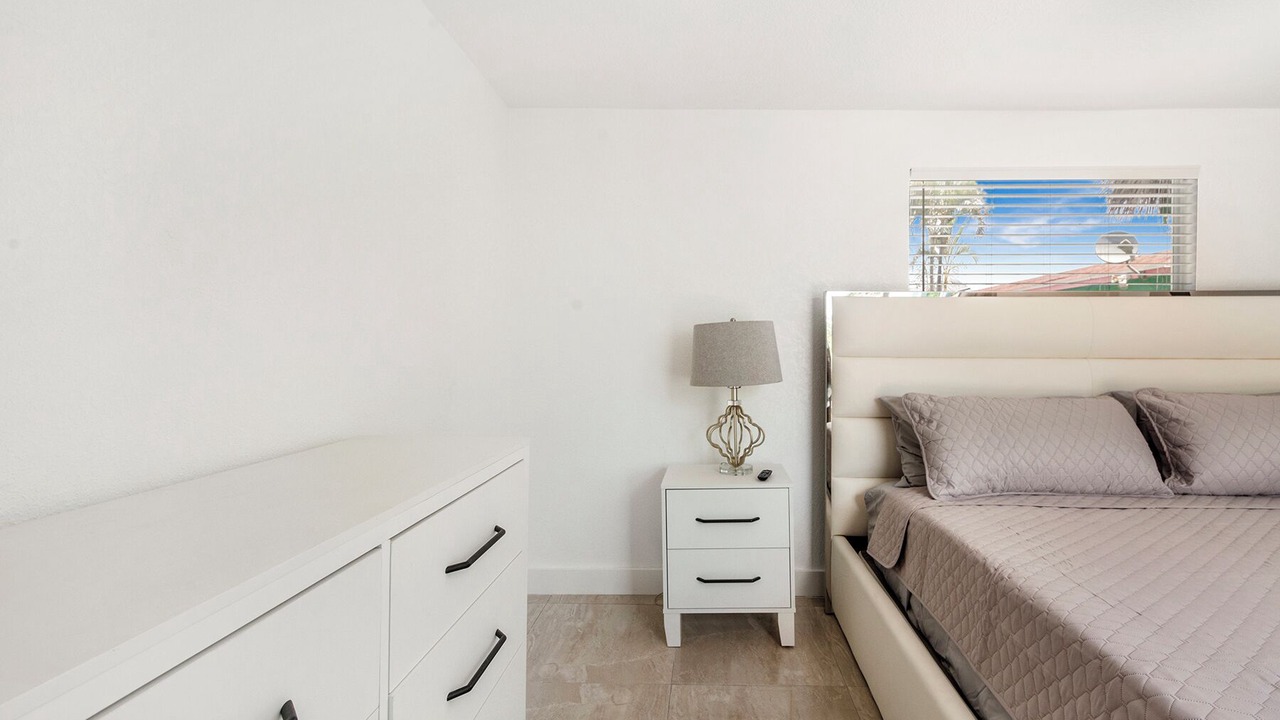 Photo of Bedroom in Riviera Beach