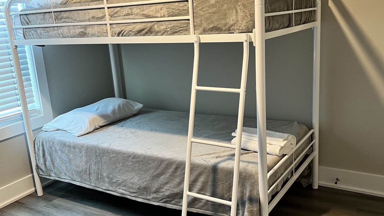 Photo of Bedroom in Magnolia Bluffs