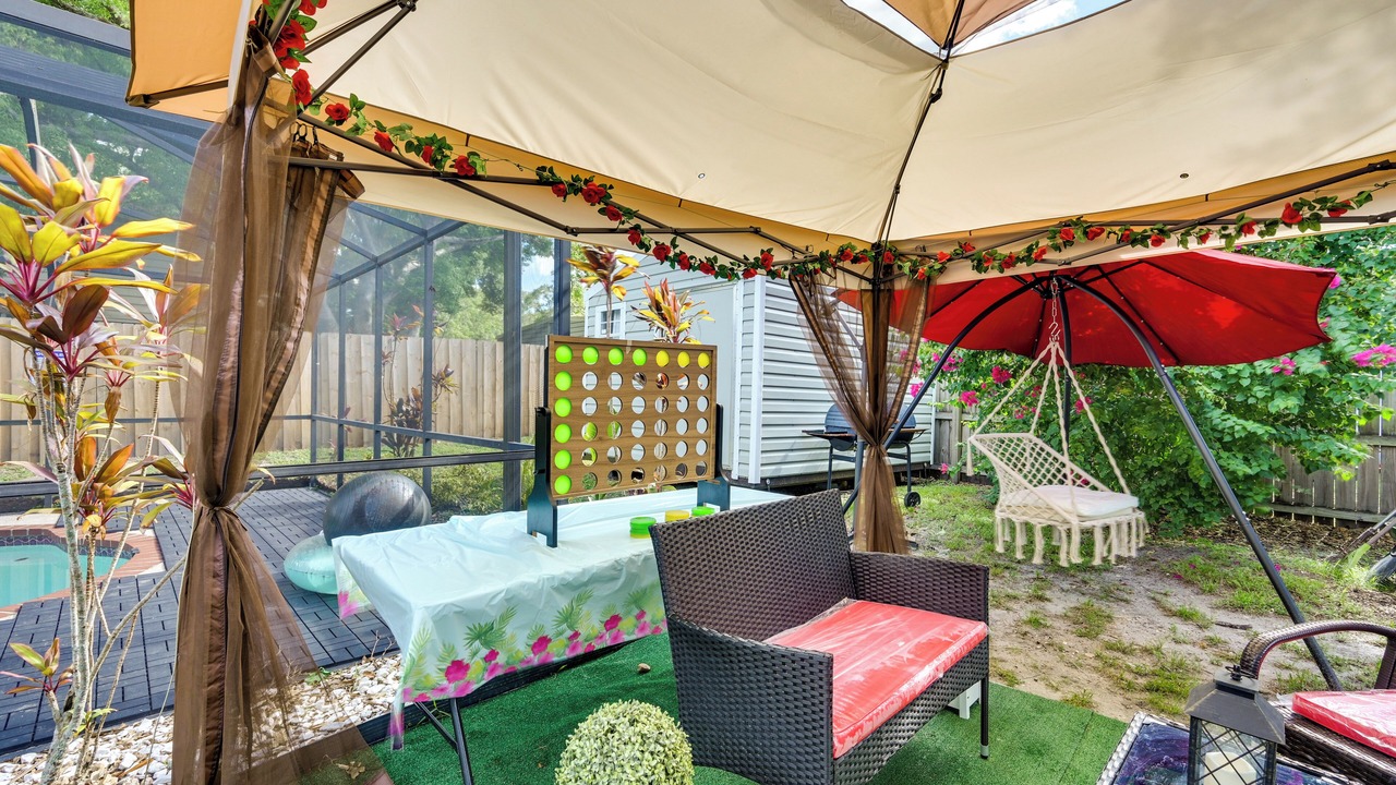 Photo of Patio Balcony in Seffner Community Alliance