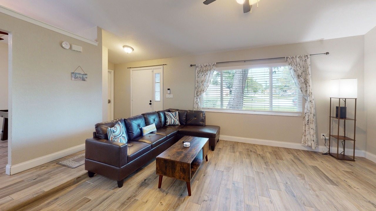 Photo of Livingroom in Palm Bay
