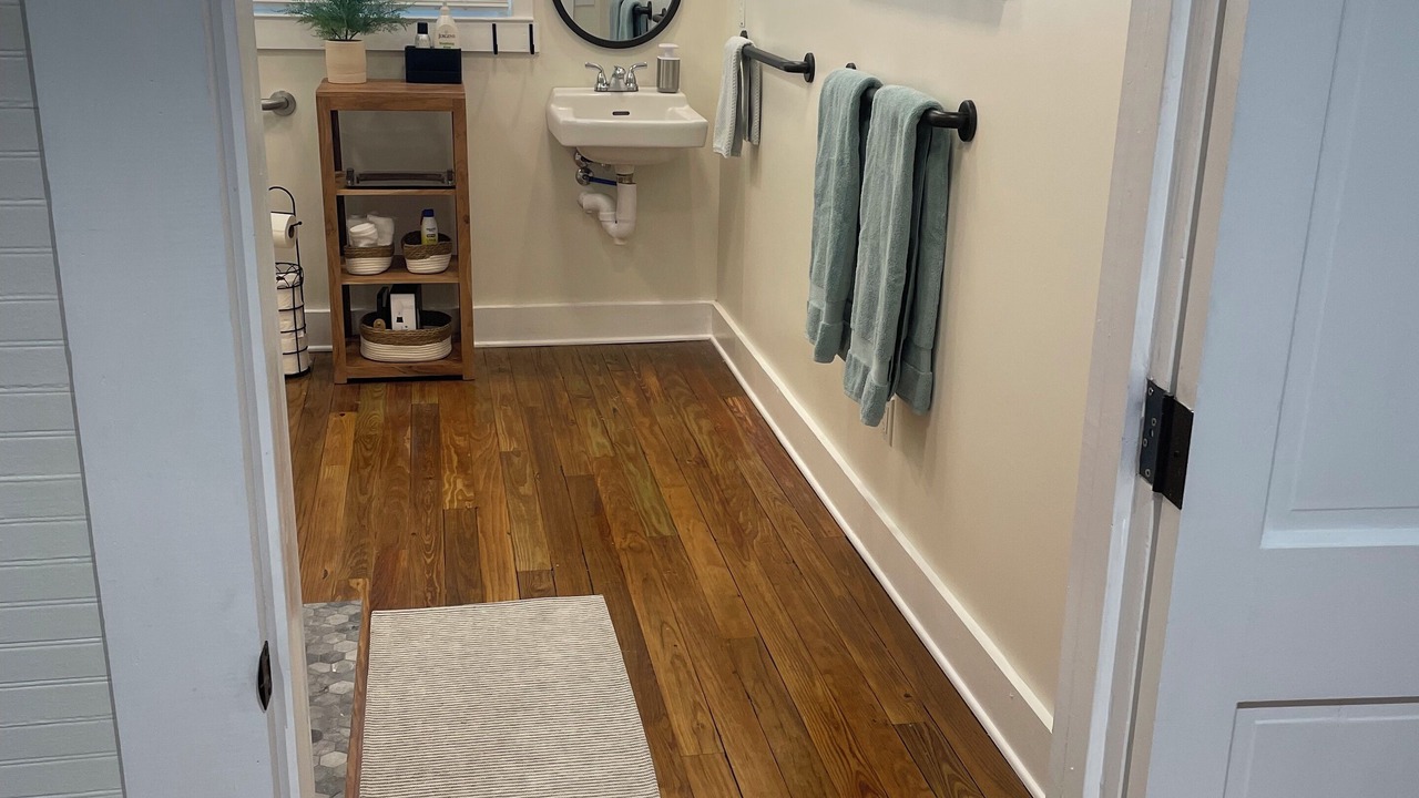 Photo of Bathroom in Crawfordville