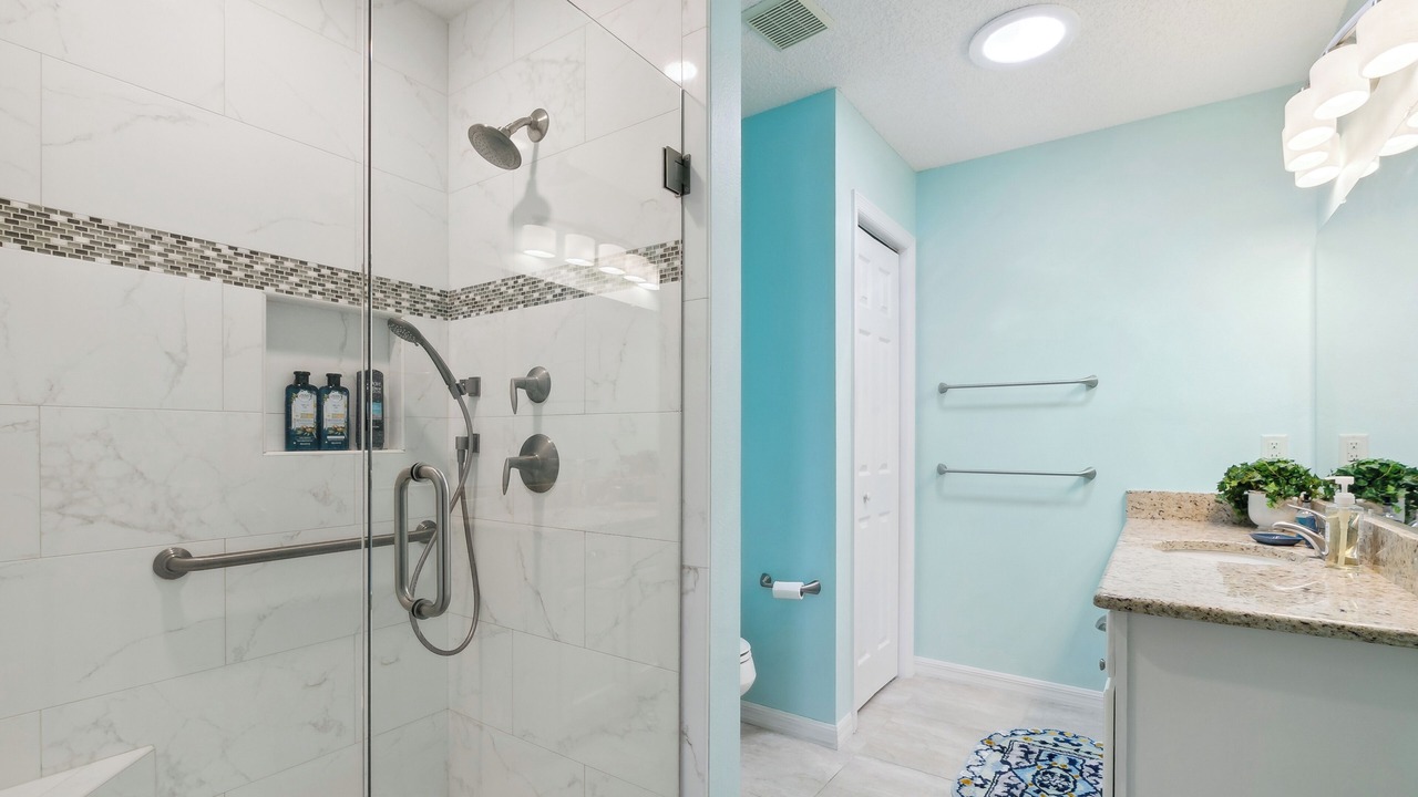 Photo of Bathroom in Lynnhaven