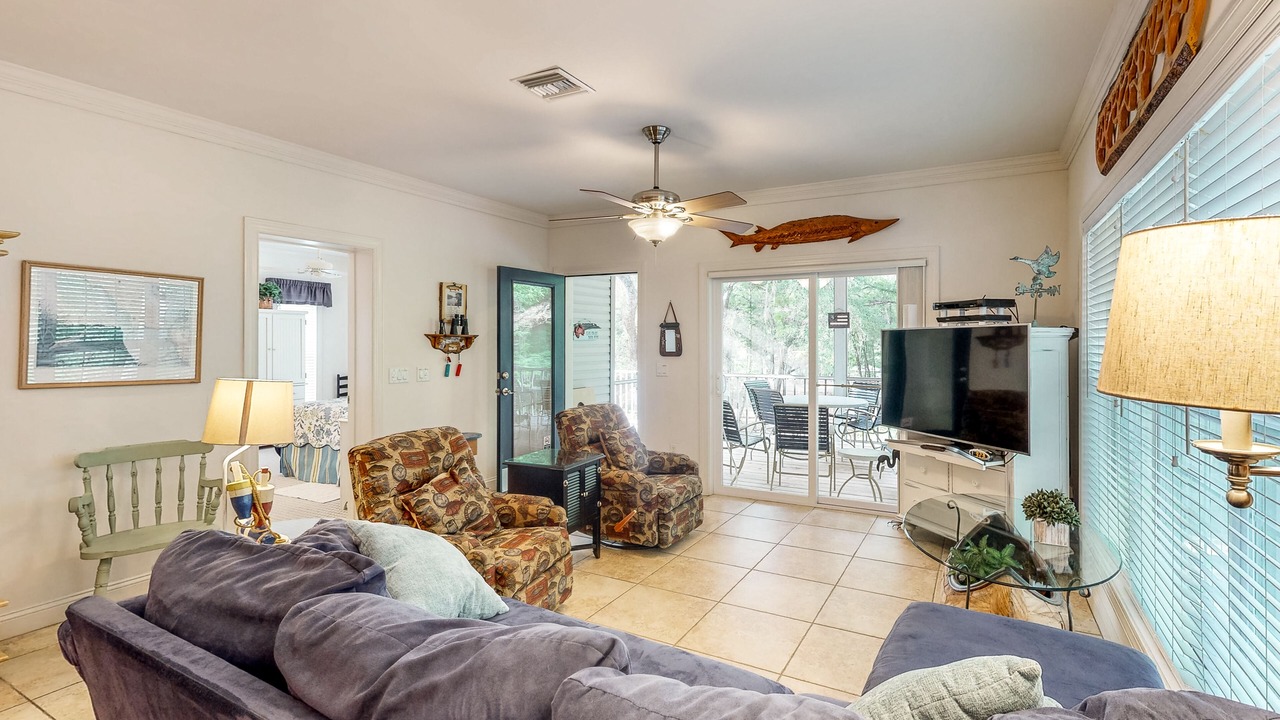 Photo of Livingroom in Bell