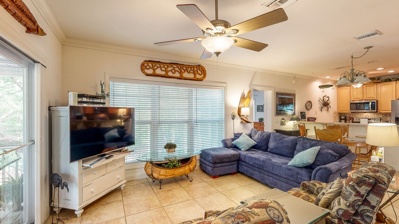 Photo of Livingroom in Bell