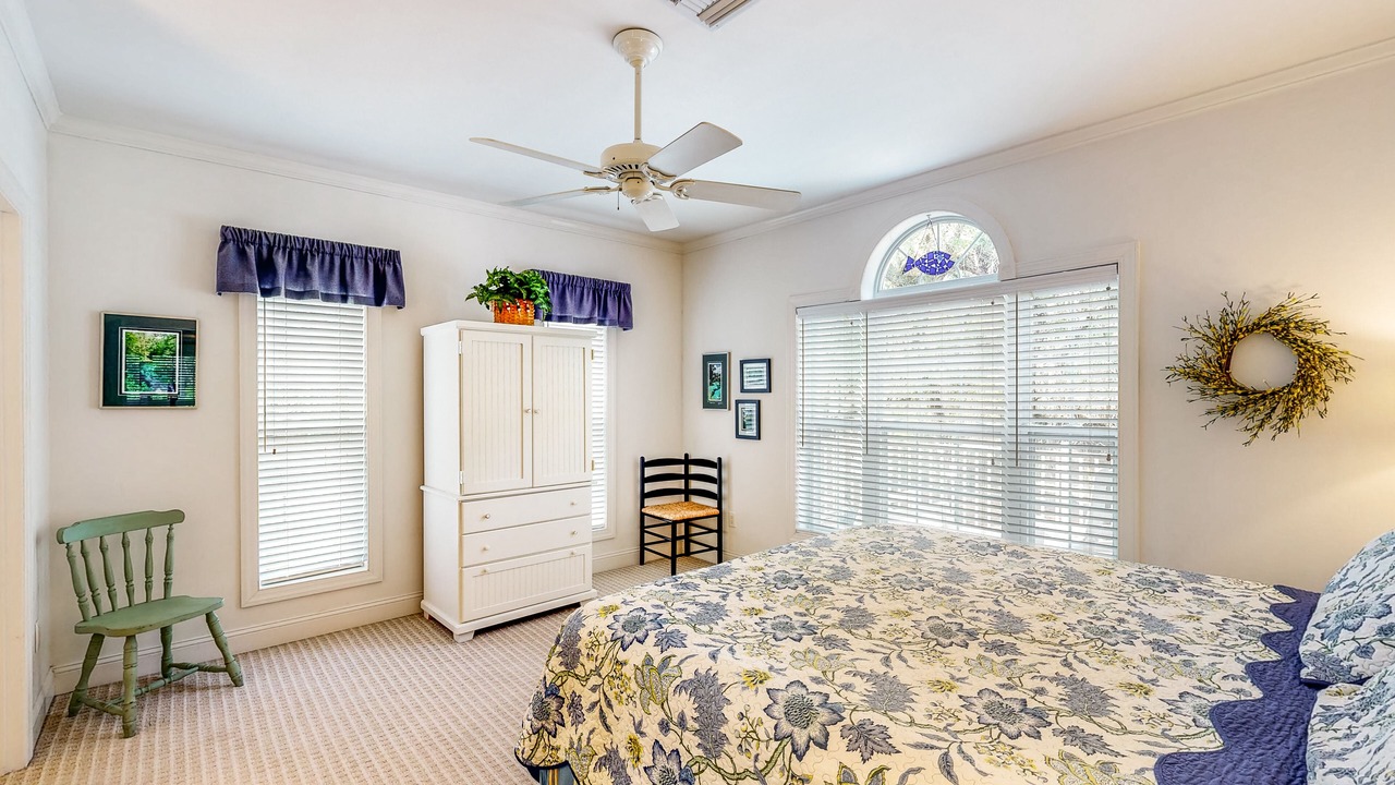 Photo of Bedroom in Bell