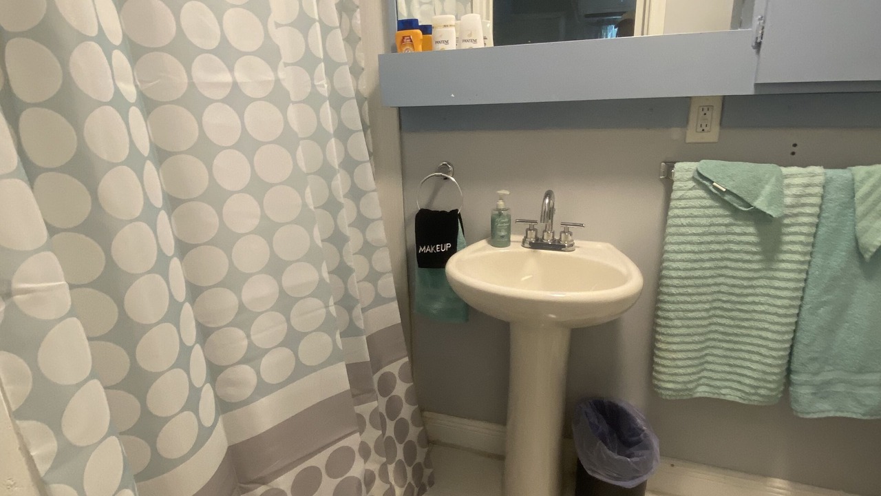 Photo of Bathroom in Florida Gardens