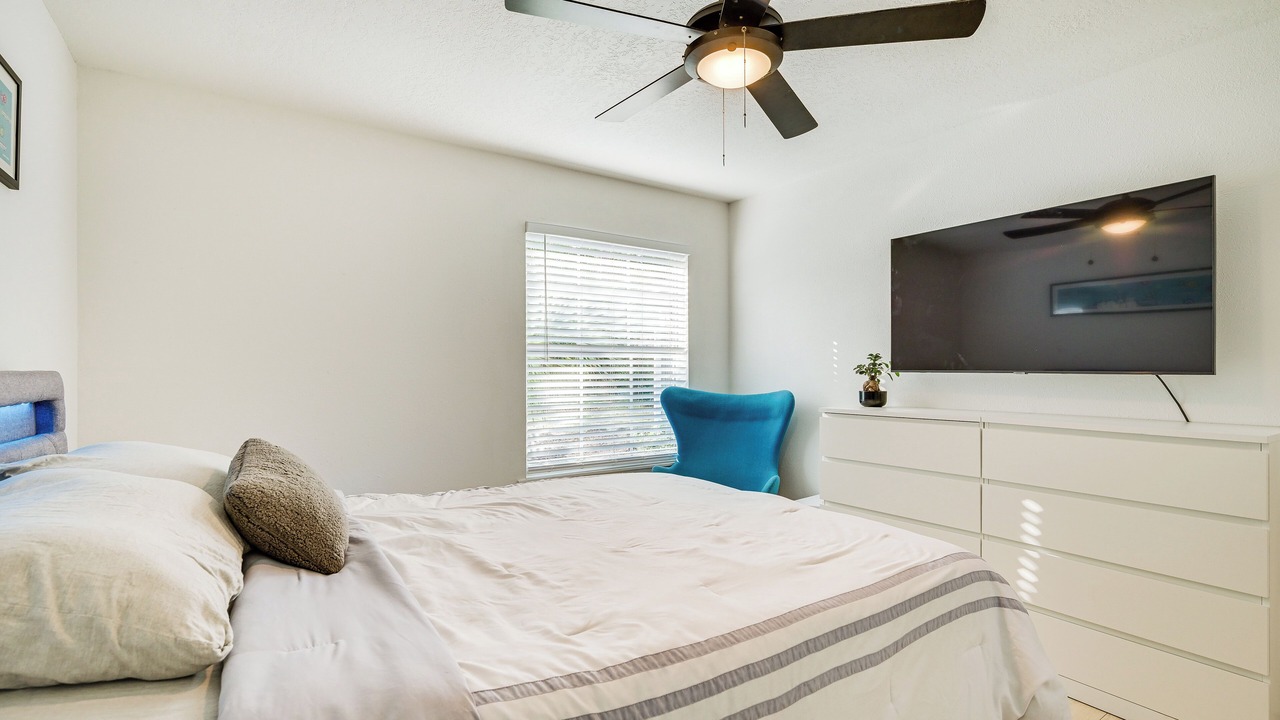 Photo of Bedroom in Lake St. George