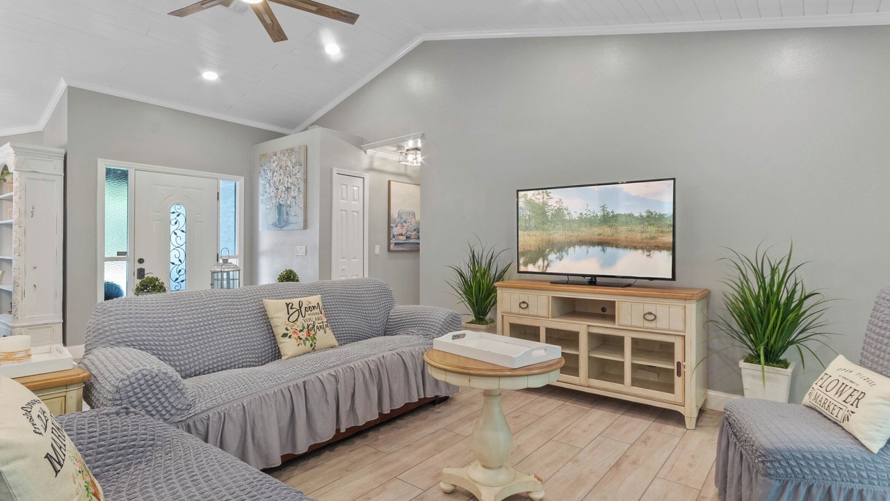 Photo of Livingroom in Plymouth
