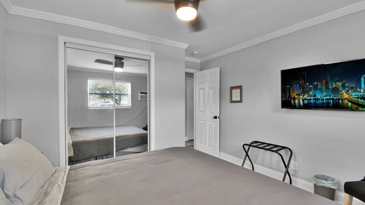 Photo of Bedroom in River Oaks