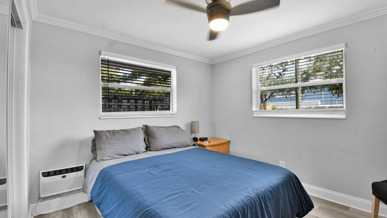 Photo of Bedroom in River Oaks