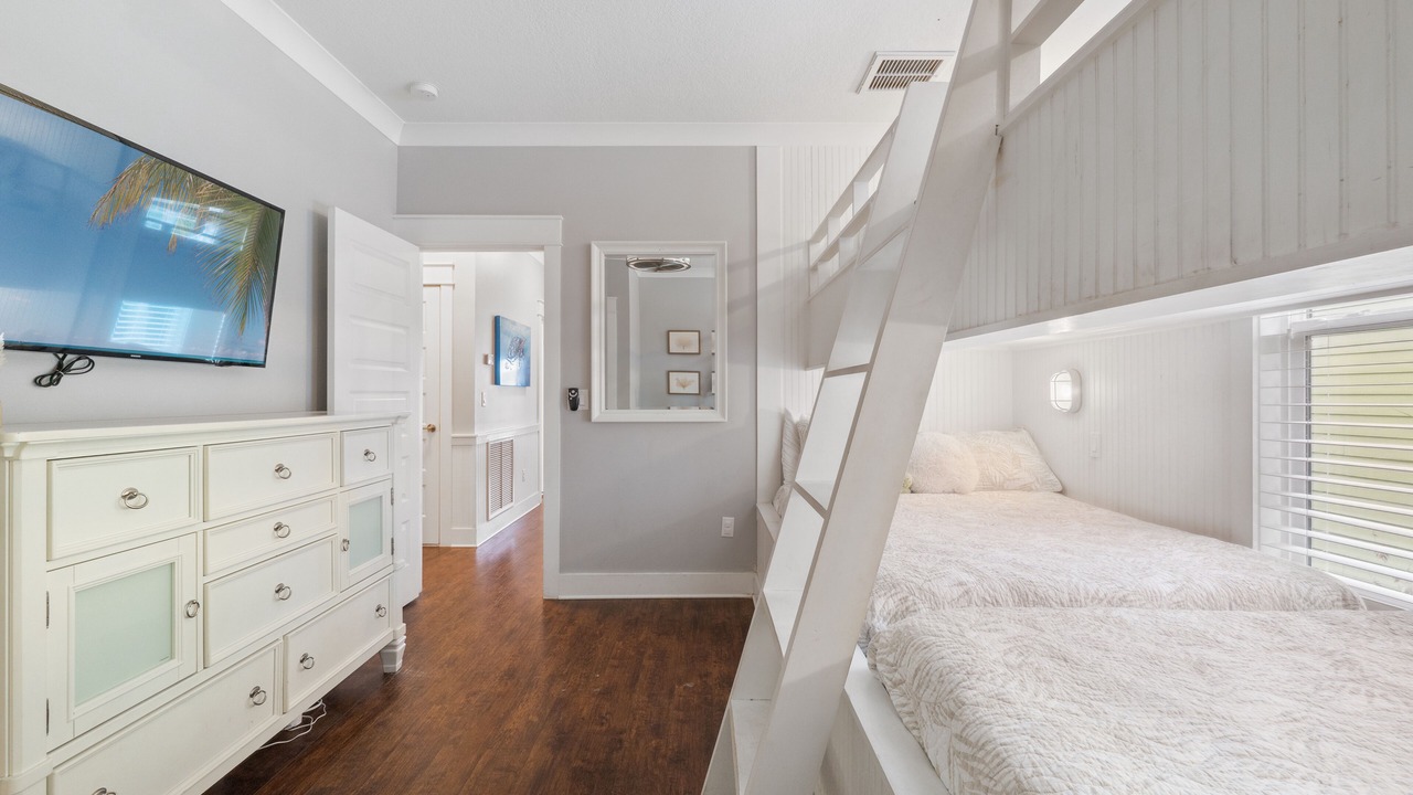 Photo of Bedroom in Villages of Crystal Beach