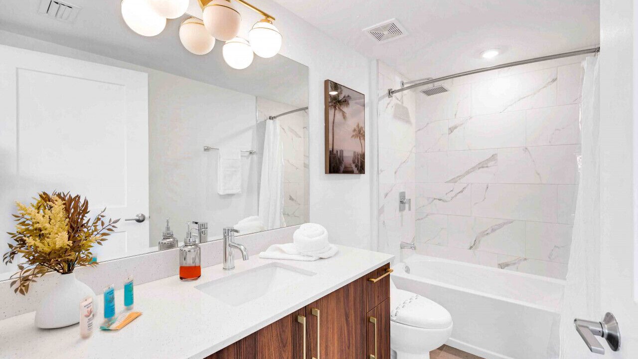 Photo of Bathroom in Brickell