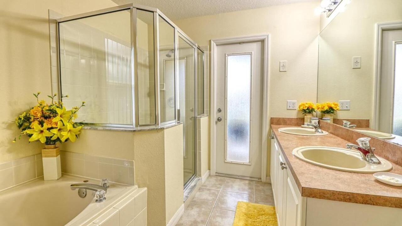 Photo of Bathroom in Tuscan Ridge