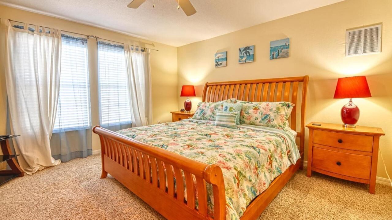 Photo of Bedroom in Tuscan Ridge