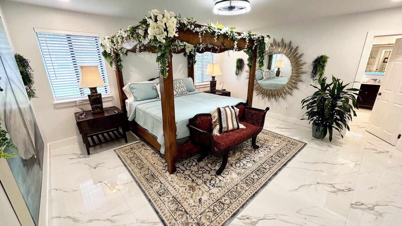 Photo of Bedroom in Lake Worth