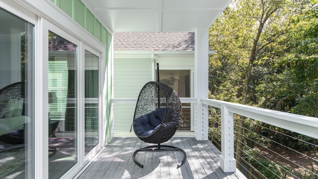 Photo of Patio Balcony in Folly Field