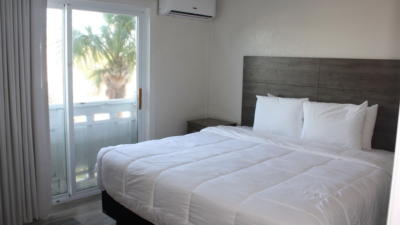 Photo of Bedroom in North Redington Beach