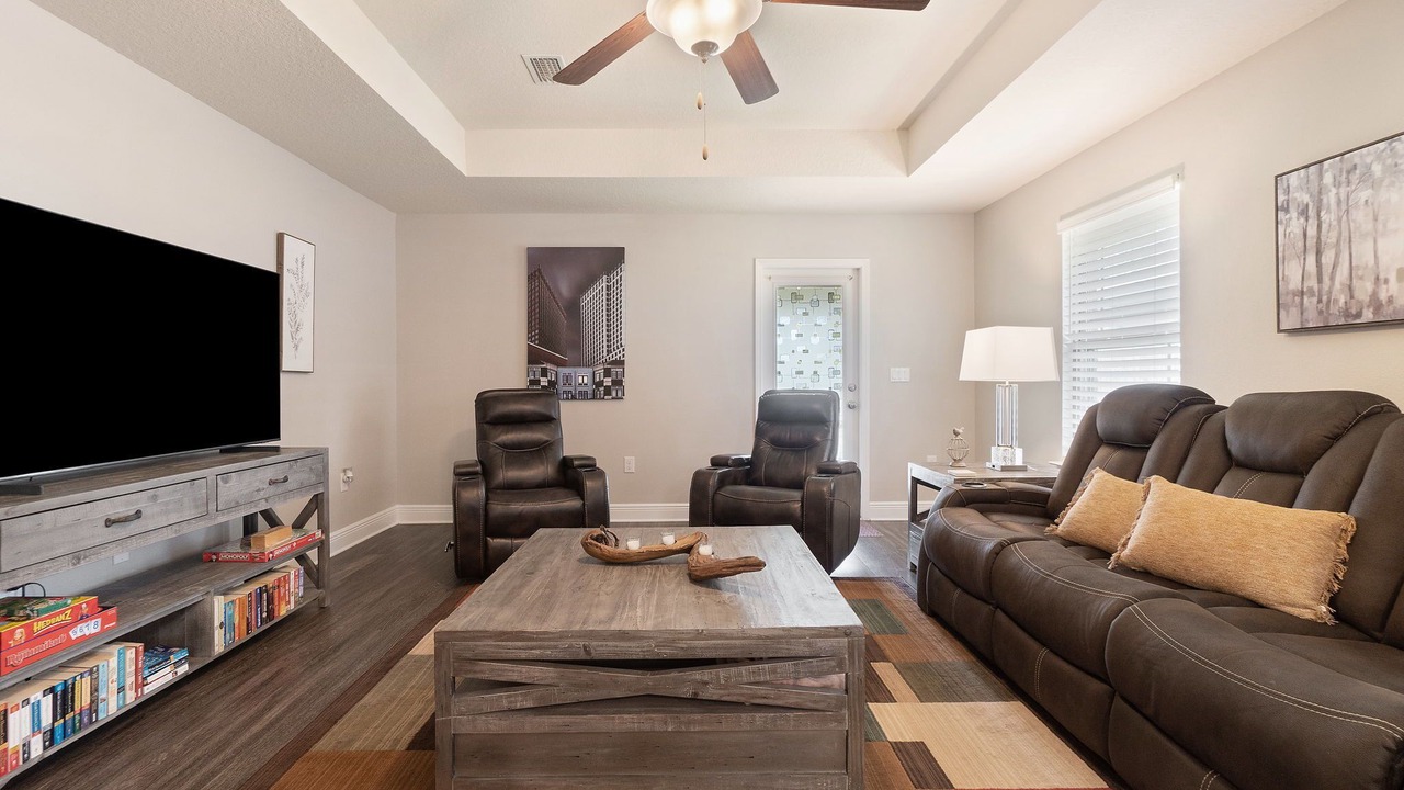 Photo of Livingroom in Milton