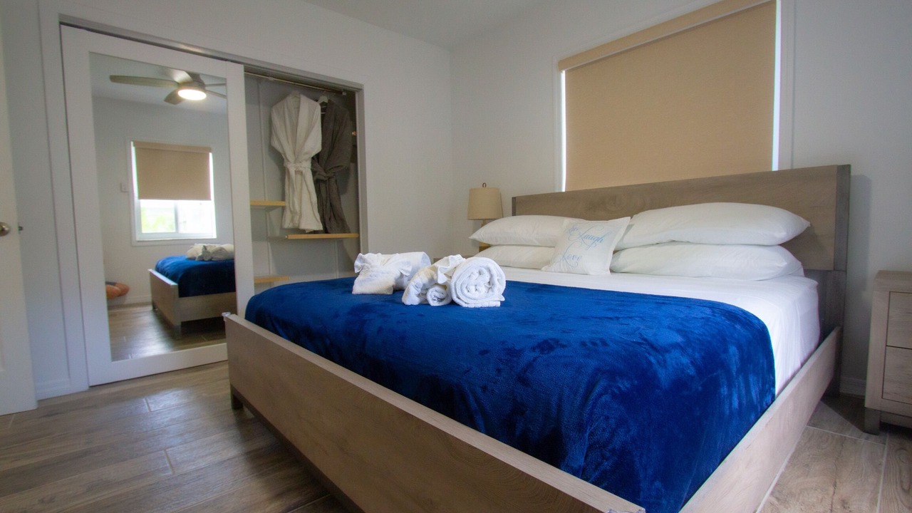Photo of Bedroom in River Oaks