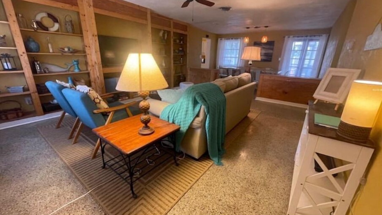 Photo of Livingroom in Holly Hill