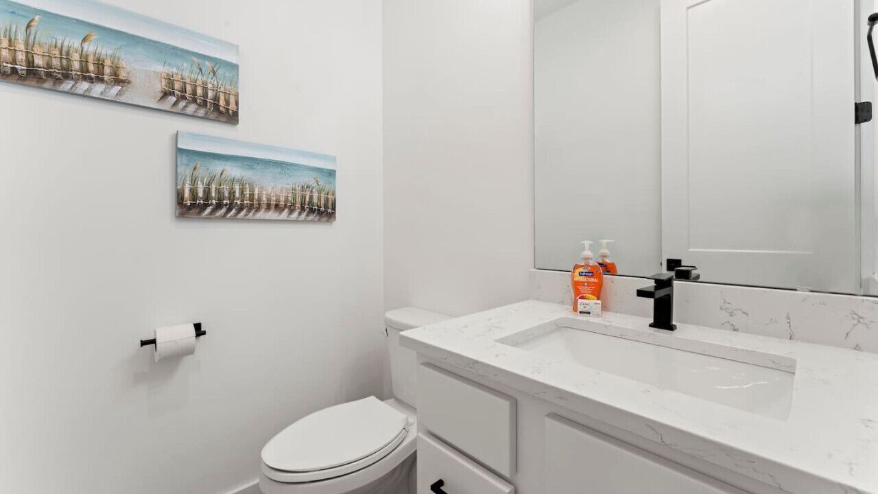 Photo of Bathroom in Jacksonville Beach