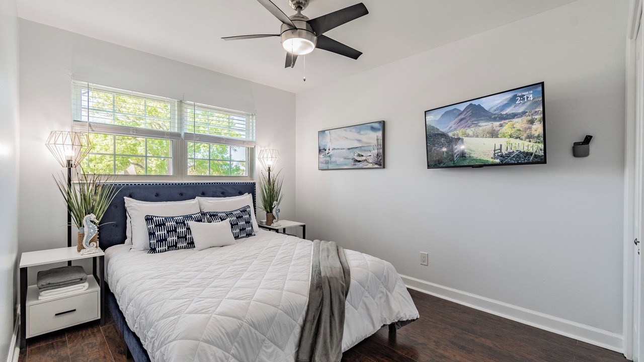 Photo of Bedroom in Bay Crest Park