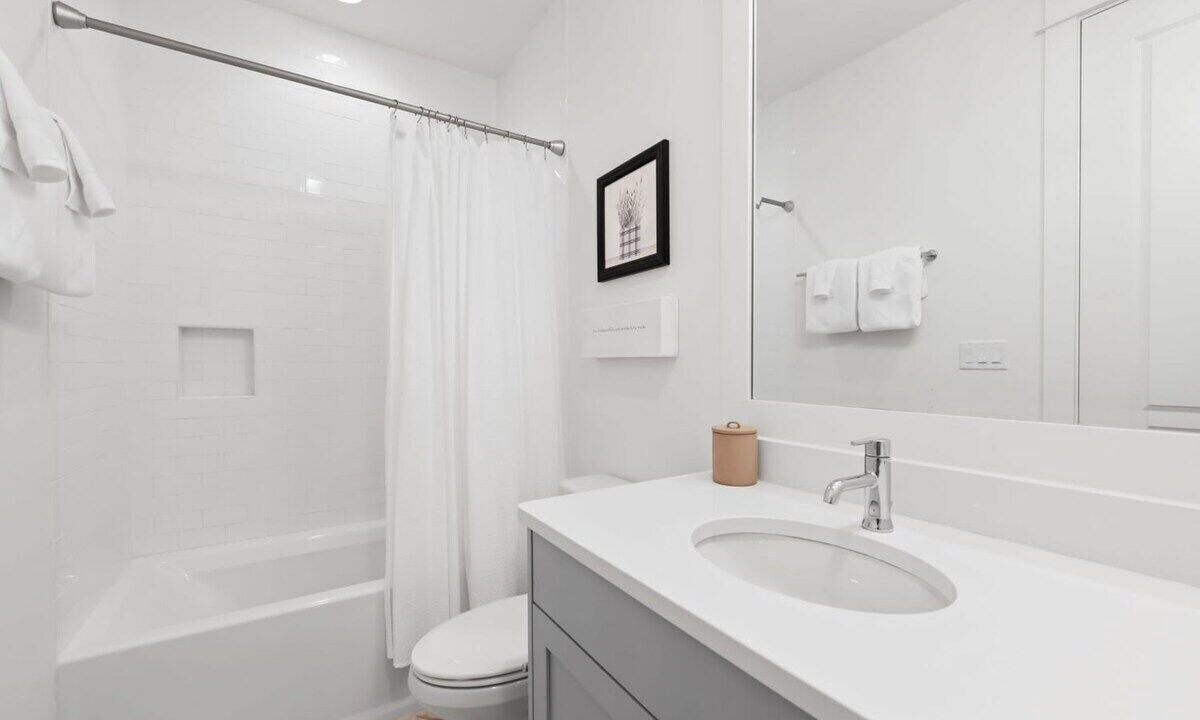 Photo of Bathroom in Treetop