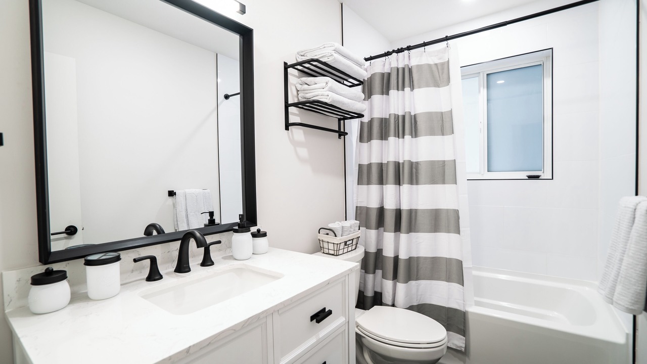 Photo of Bathroom in Santa Barbara Estates