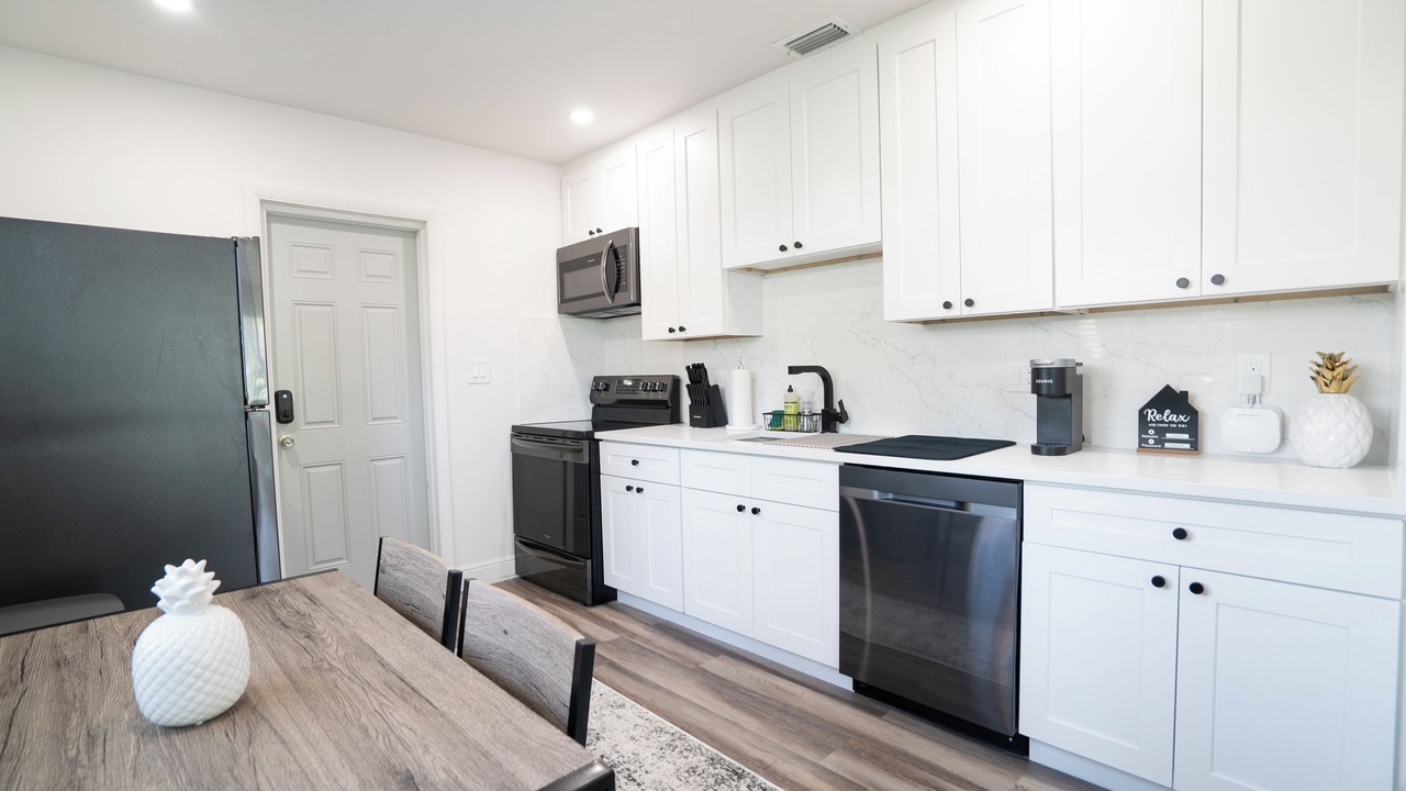 Photo of Kitchen in Santa Barbara Estates