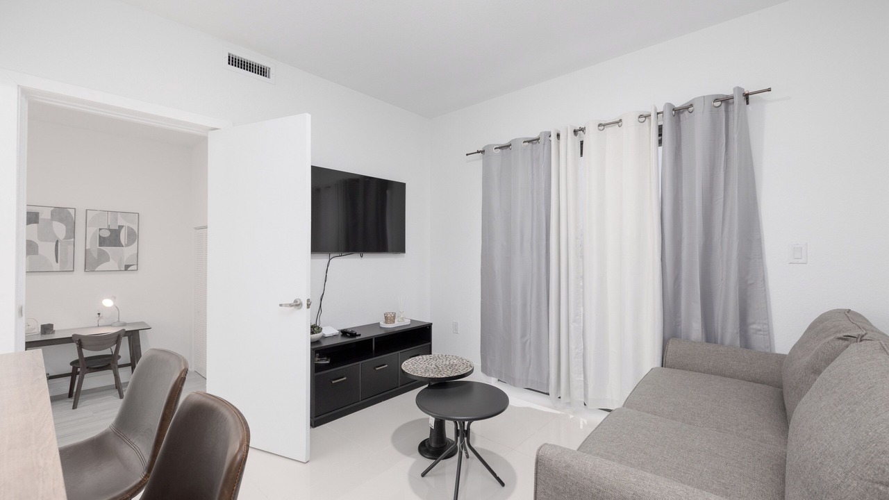 Photo of Livingroom in Florida City