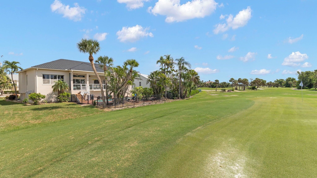 Photo of Outdoor in Beachview Country Club Estates