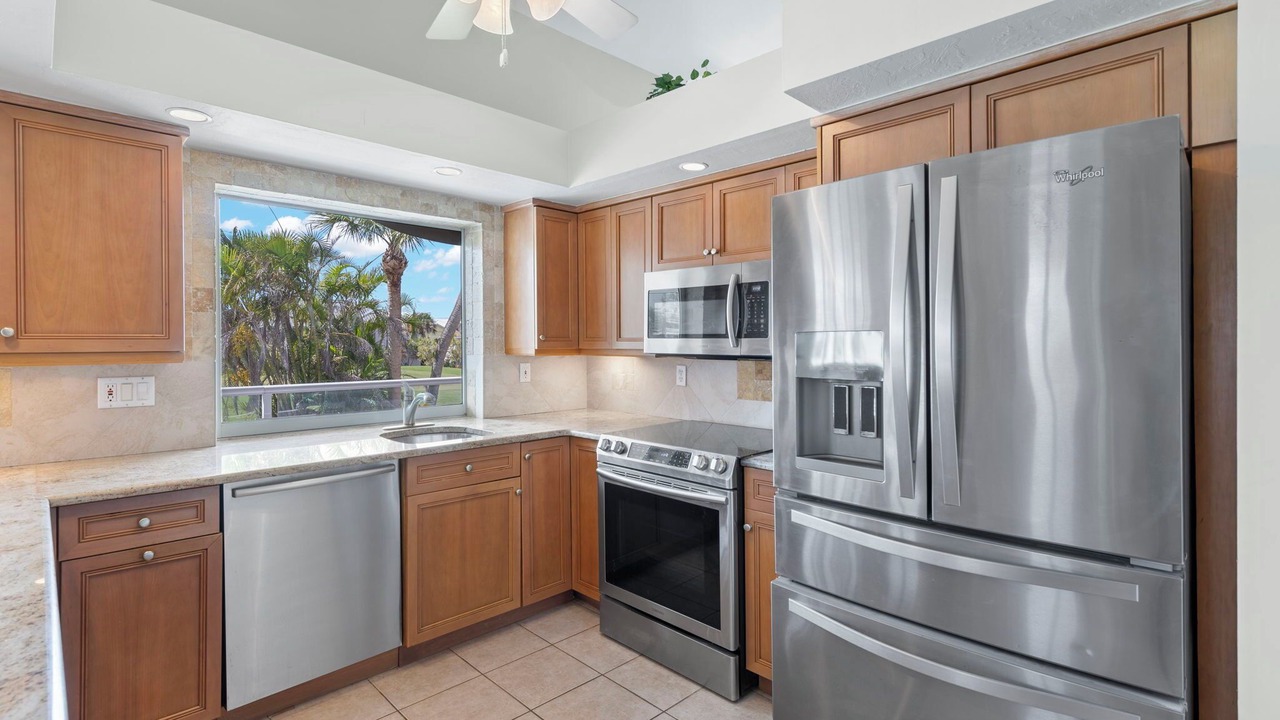 Photo of Kitchen in Beachview Country Club Estates