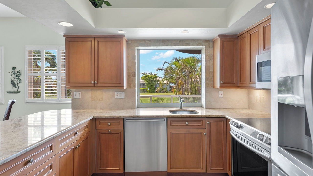 Photo of Kitchen in Beachview Country Club Estates