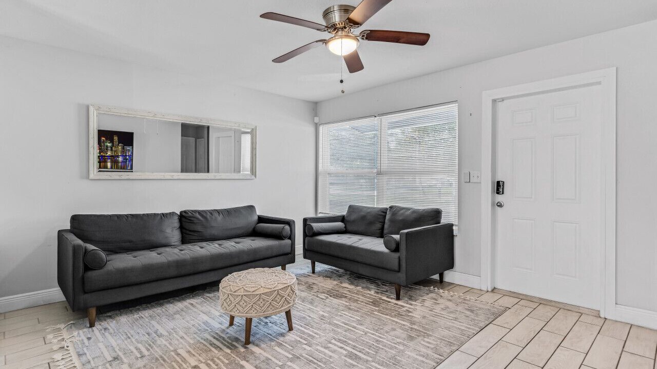 Photo of Livingroom in Driftwood