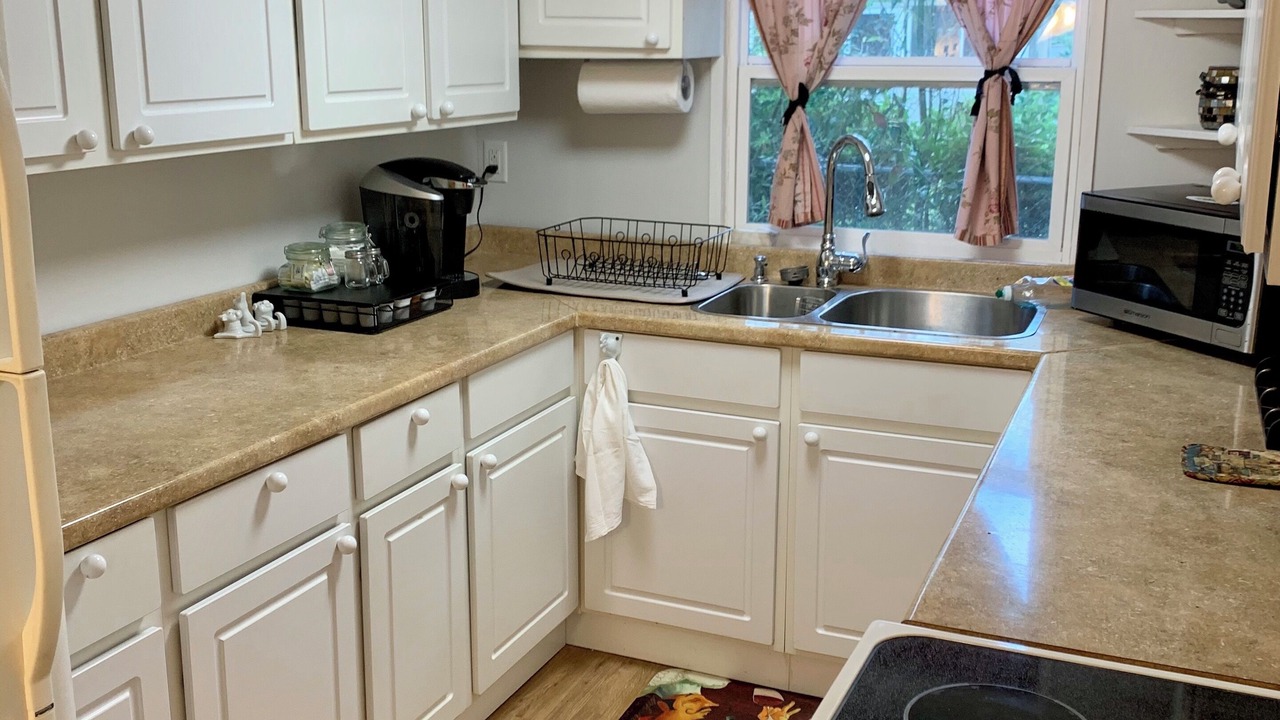 Photo of Kitchen in Lake Helen