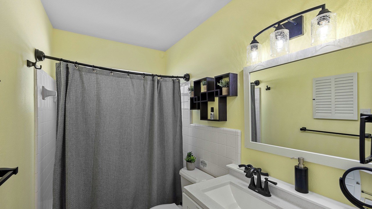 Photo of Bathroom in South Venice