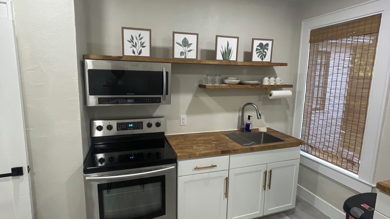 Photo of Kitchen in Historic District
