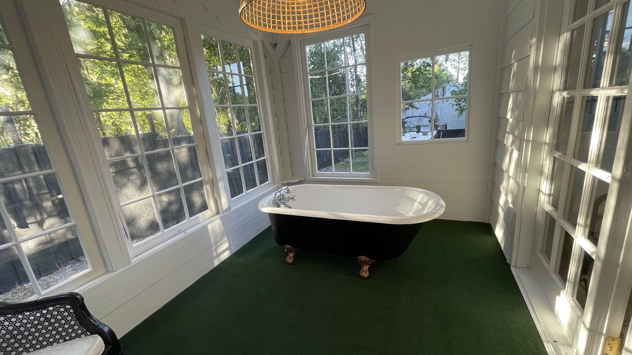 Photo of Bedroom in Historic District
