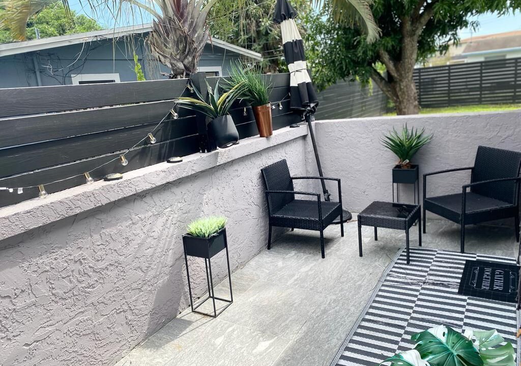 Photo of Patio Balcony in Lauderhill