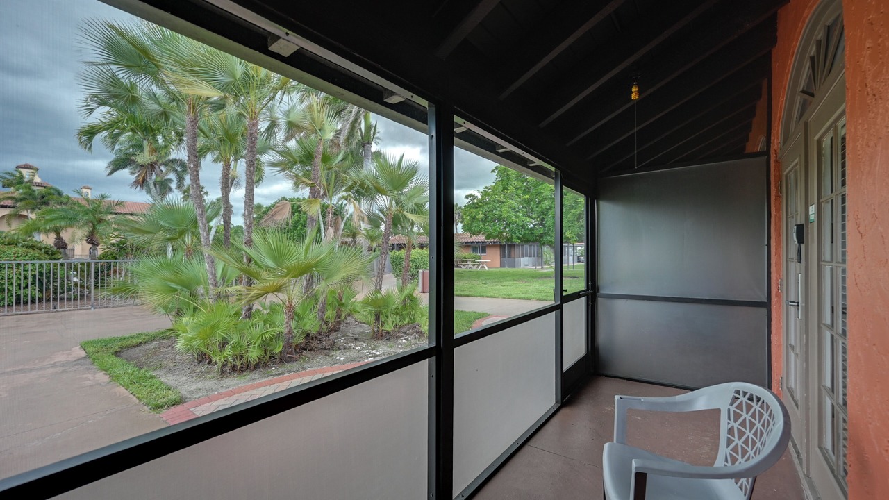 Photo of Patio Balcony in Naples