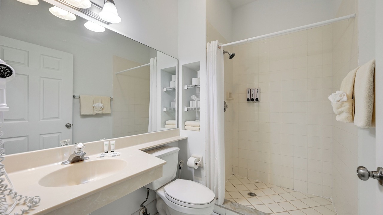 Photo of Bathroom in Naples