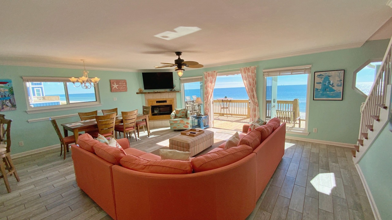 Photo of Livingroom in Surf Side Shores