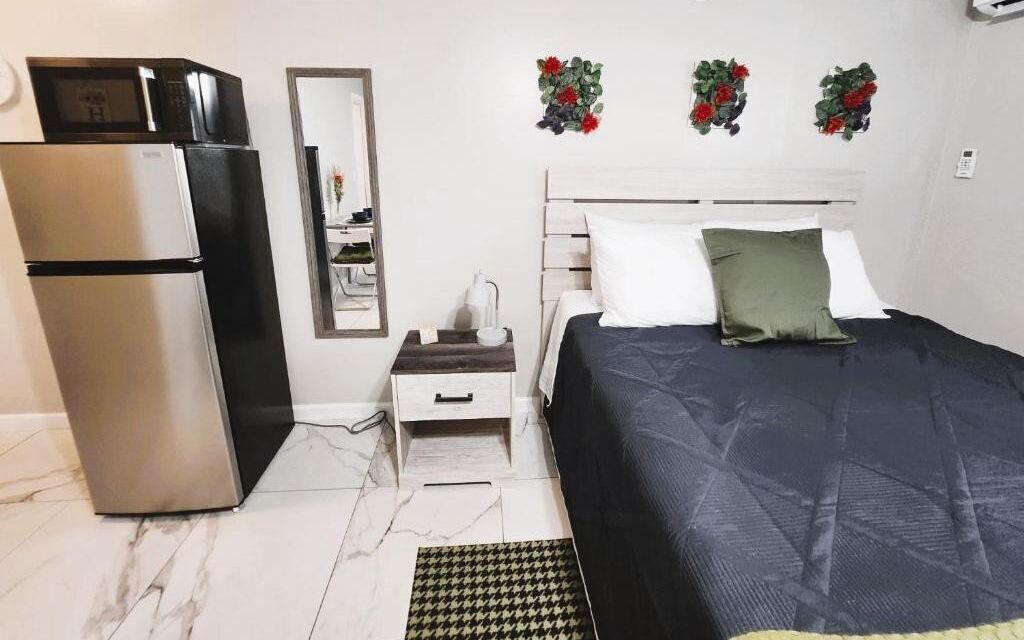 Photo of Bedroom in Lake Magdalene
