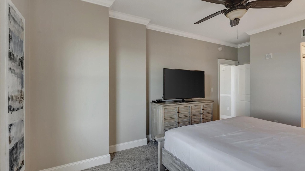 Photo of Bedroom in Baytowne Wharf