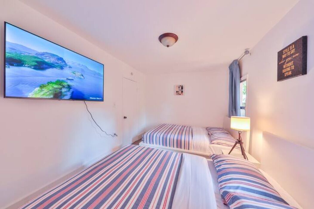 Photo of Bedroom in Royal Poinciana