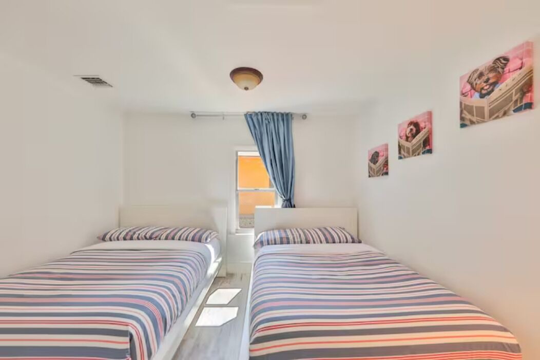 Photo of Bedroom in Royal Poinciana