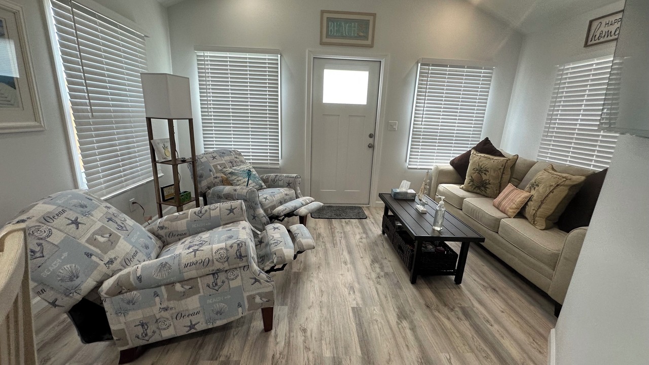 Photo of Livingroom in Mango Groves