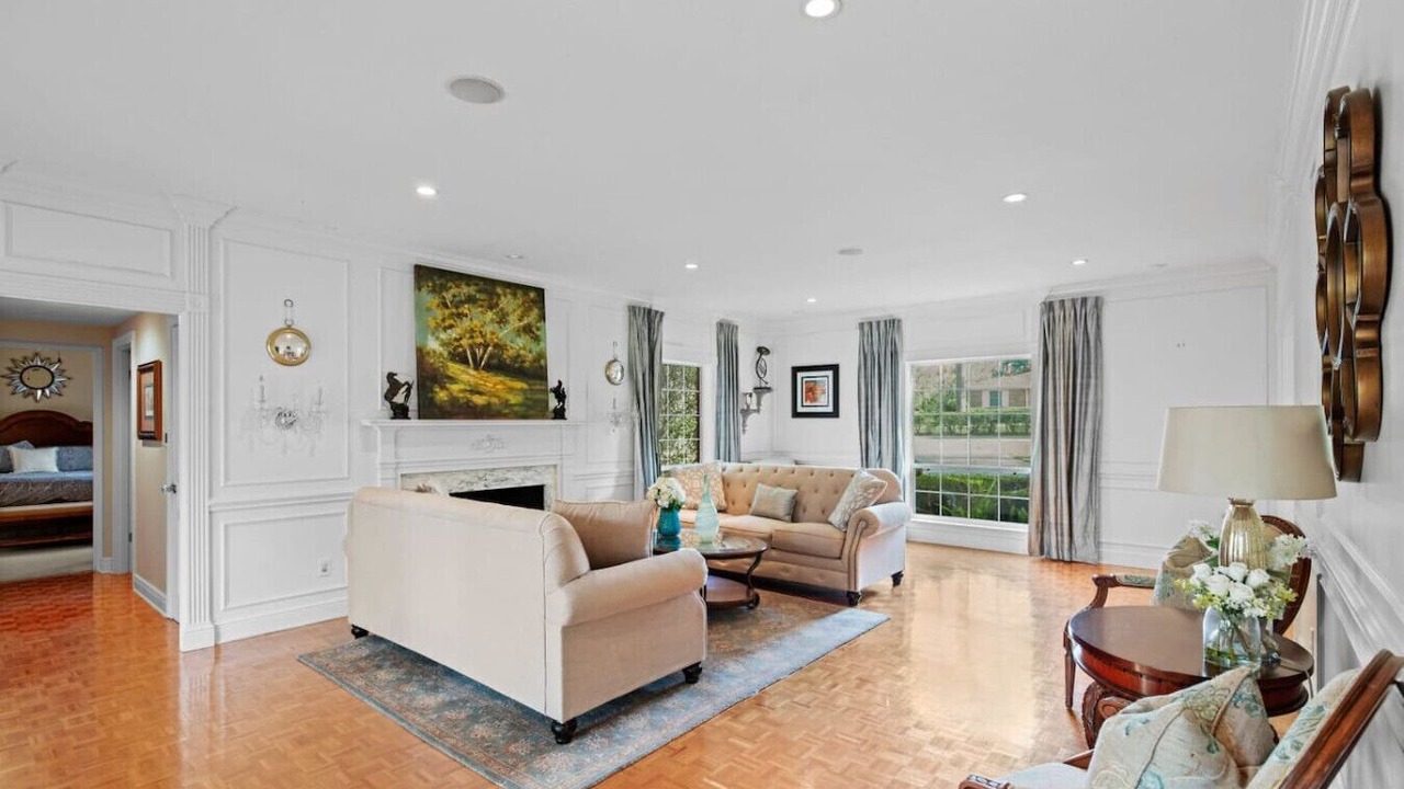 Photo of Livingroom in Gainesville