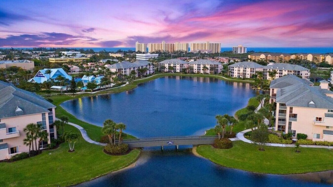 Photo of Outdoor in Jupiter Bay